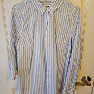 Old Navy Blue & White Striped Button Down Shirt, Size M, Like New